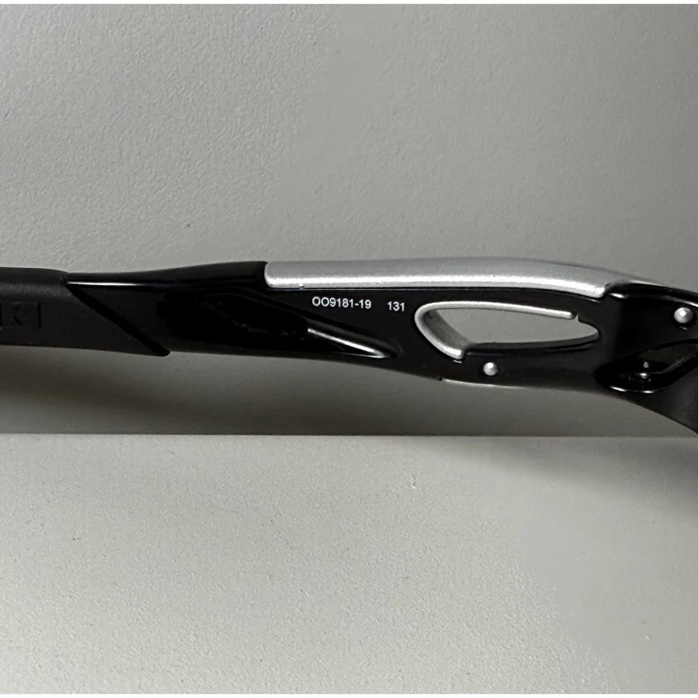 Oakley Radar Lock Polarized Sunglasses 009181 With Xtra Lens With Case